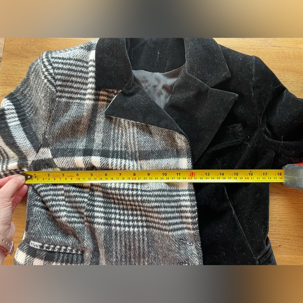 Asymmetrical Blazer/Jacket - Picture 5 of 9